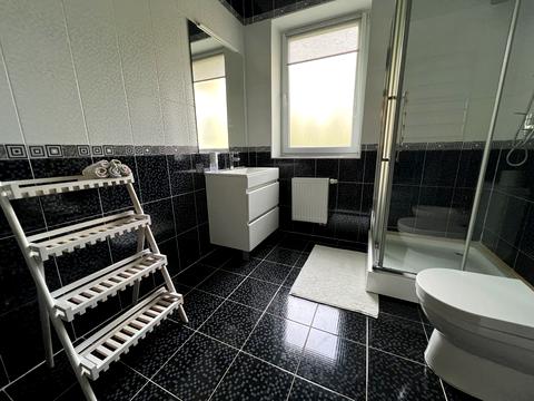 будинок за адресою с. Гатне, Прикордонна вул., 52