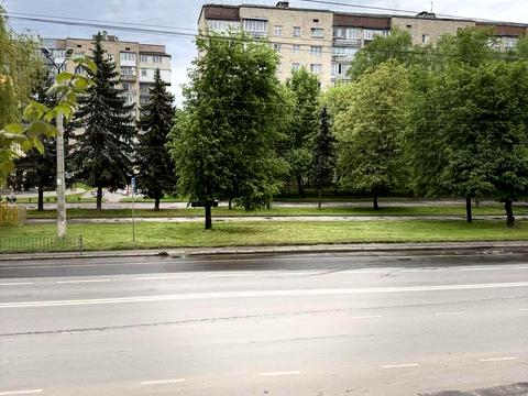 комерційна за адресою Вовчинецька вул., 12
