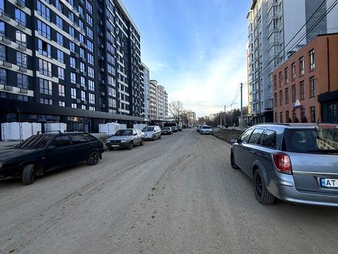 комерційна за адресою Хіміків вул., 37