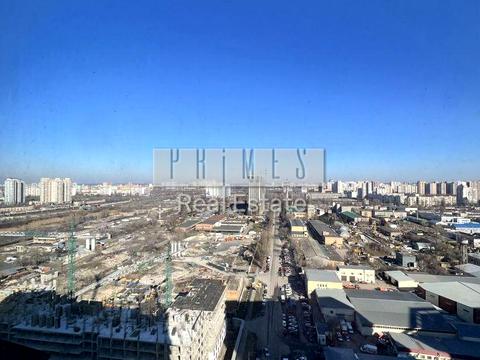 квартира за адресою Причальна вул., 8
