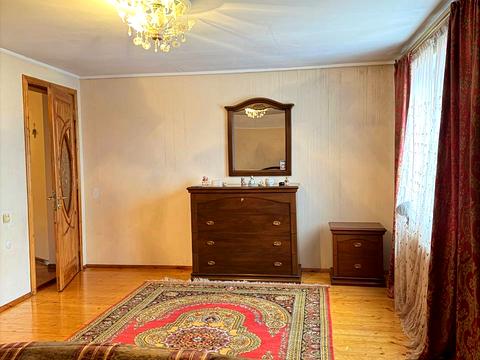 будинок за адресою Дорошенка вул.