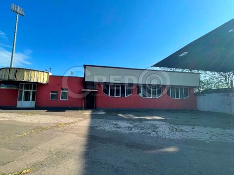 комерційна за адресою Металургів просп., 5а