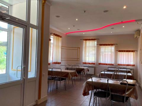 комерційна за адресою Металургів просп., 5а