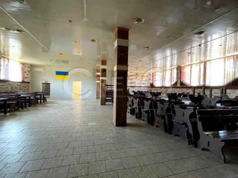 комерційна за адресою Металургів просп., 5а