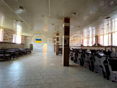 комерційна за адресою Металургів просп., 5а