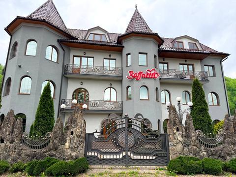 коммерческая по адресу Головна, 76