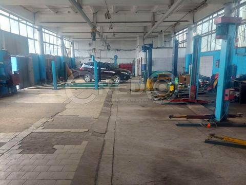 комерційна за адресою Леоніда Бородича вул., 27