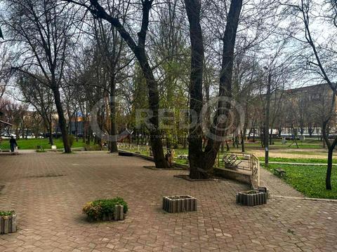 комерційна за адресою Черняховського вул. (Черняховського), 52б