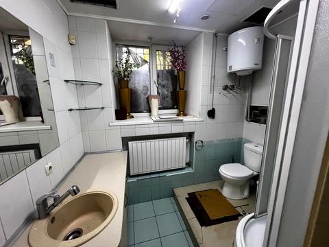 комерційна за адресою Маяковського просп., 4
