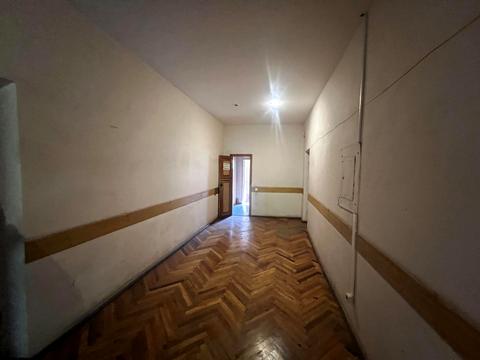 комерційна за адресою В'ячеслава Зайцева вул., 21