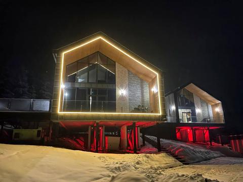 дом по адресу Центральна, 4