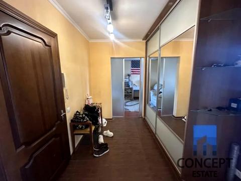 квартира за адресою Добровольців пров., 4