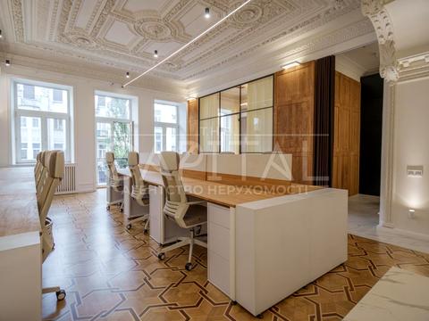 коммерческая по адресу Шота Руставели ул., 22