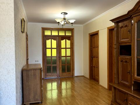 квартира за адресою Оболонська вул., 12