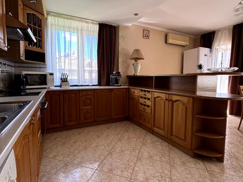квартира за адресою Оболонська вул., 12