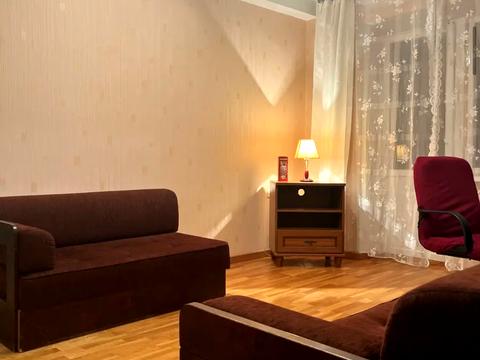 квартира за адресою Новонаводницька вул. (Лаврська), 4