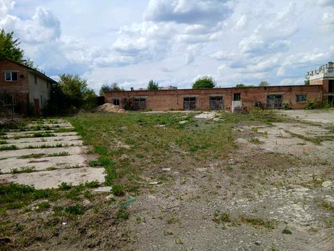 комерційна за адресою Клима Савура вул., 35а
