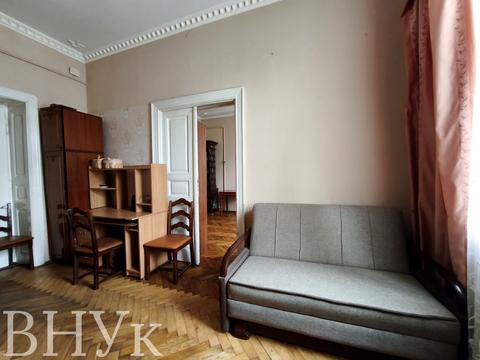 квартира за адресою Шпитальна вул., 13