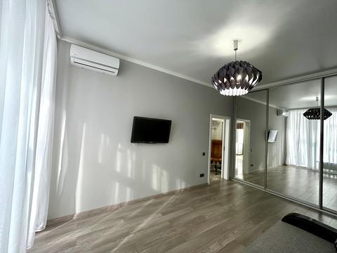 квартира за адресою Академіка Сахарова вул., 3-А