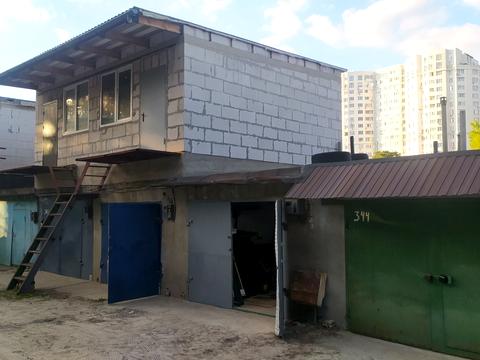паркомісце за адресою Світла вул., 6б