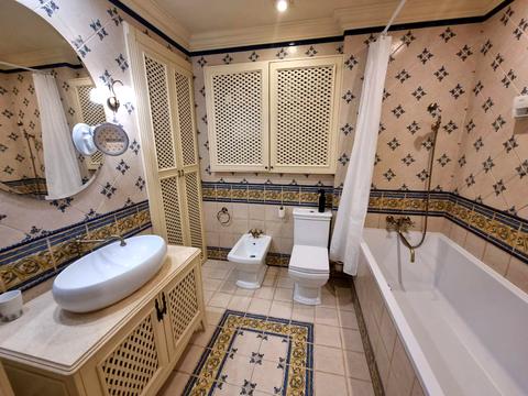квартира за адресою Авіаконструктора Ігоря Сікорського вул. (Танкова), 1-Б