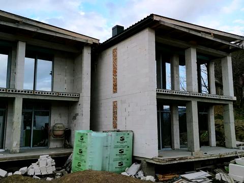 будинок за адресою Грушевського вул.