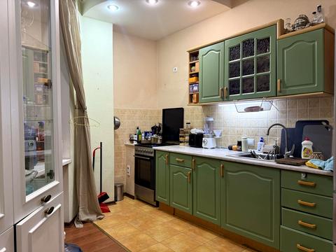 квартира за адресою Покровська вул., 9