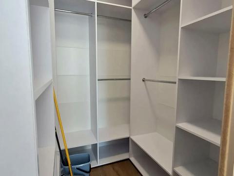 квартира за адресою Краснова вул., 1-А