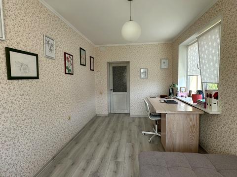 квартира за адресою Володимира Івасюка вул., 12