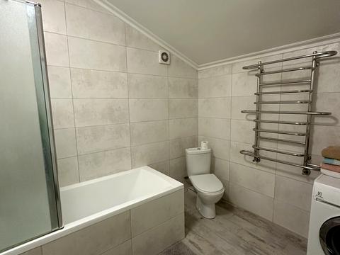 квартира за адресою Володимира Івасюка вул., 12