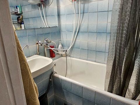 квартира за адресою Ірпінська вул. (Абхазька), 4