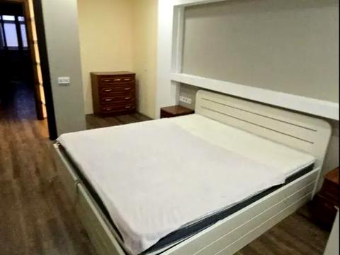квартира за адресою Перемоги просп., 48а