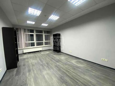 коммерческая по адресу Кловский спуск, 7a