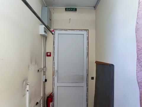 комерційна за адресою Щаслива, 16