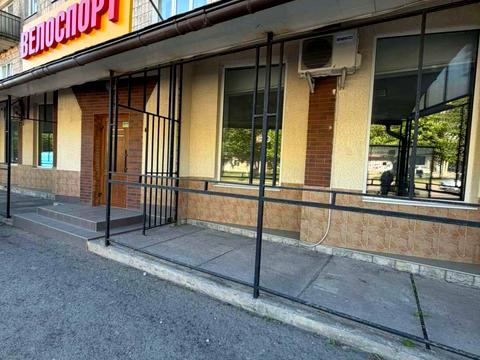 коммерческая по адресу Мирогощанская ул., 4