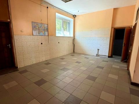 коммерческая по адресу Мирогощанская ул., 4