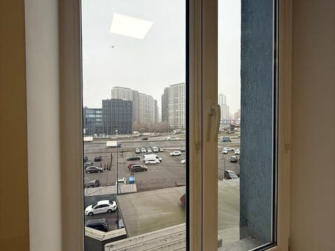 комерційна за адресою Дніпровська набережна вул., 26-Д