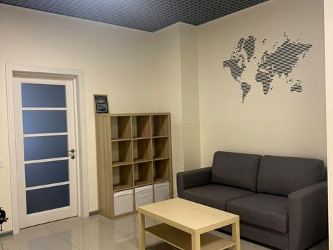 комерційна за адресою Дніпровська набережна вул., 26-Д