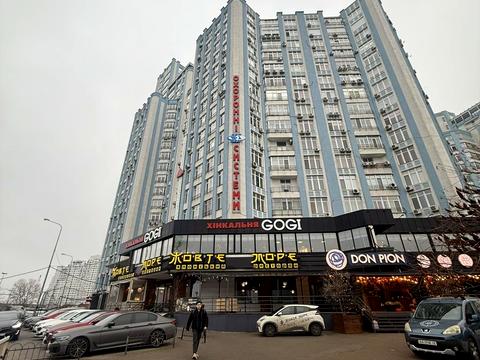 комерційна за адресою Дніпровська набережна вул., 26-Д