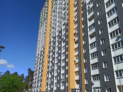 квартира за адресою Миколи Вінграновського вул., 2