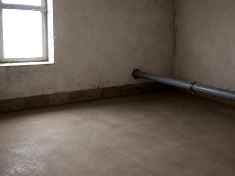 комерційна за адресою Корольова вул., 48Б