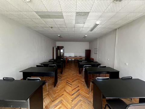 комерційна за адресою В'ячеслава Зайцева вул., 21
