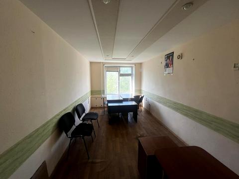 комерційна за адресою В'ячеслава Зайцева вул., 21
