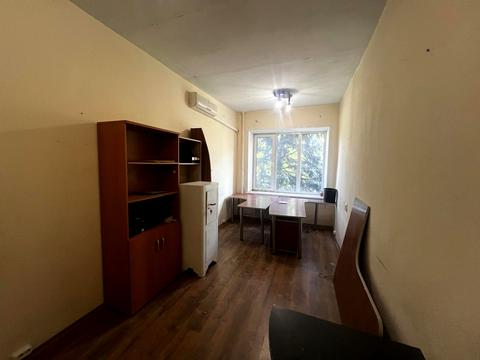 комерційна за адресою В'ячеслава Зайцева вул., 21