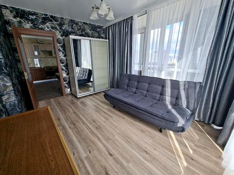 квартира за адресою Віктора Некрасова вул. (Північно-Сирецька), 10