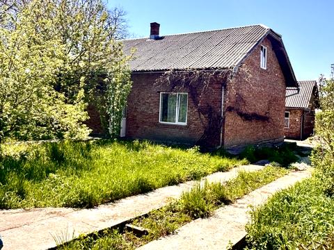 дом по адресу вул. Берестова, 3б