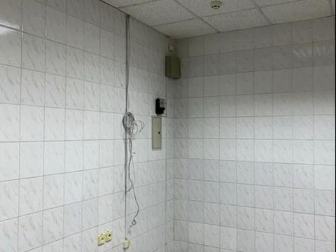 1864966793231579