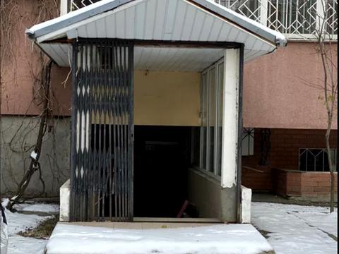 коммерческая по адресу Клиническая ул., 23/25