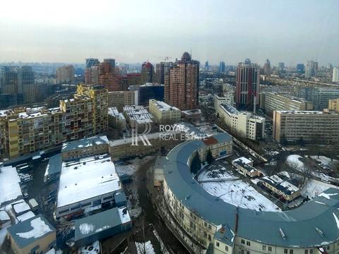 комерційна за адресою Євгена Коновальця вул. (Щорса), 44-А