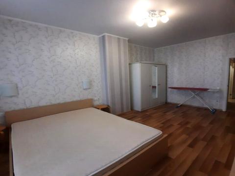 квартира за адресою Академіка Корольова вул., 5/4
